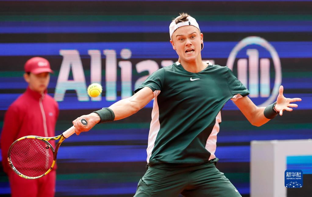 体育CBA：加时取胜 辽宁男篮111-107上海男篮